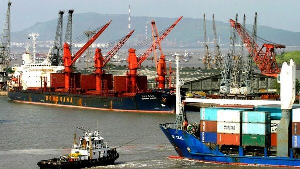 2 0 73056464 CARGO SHIP 3C 0 1681401626245 1762535210607